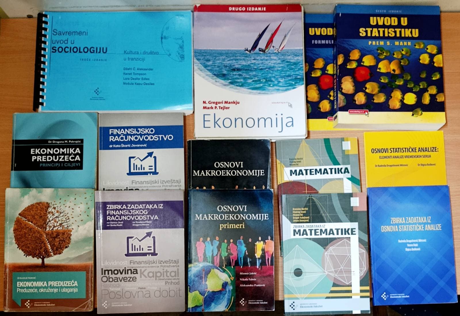 KOPLET KNJIGA ZA 1. GODINU + PREKO 30 SKRIPTI = SVE ŠTO TI TREBA ZA USPEŠAN POČETAK STUDIRANJA!!!